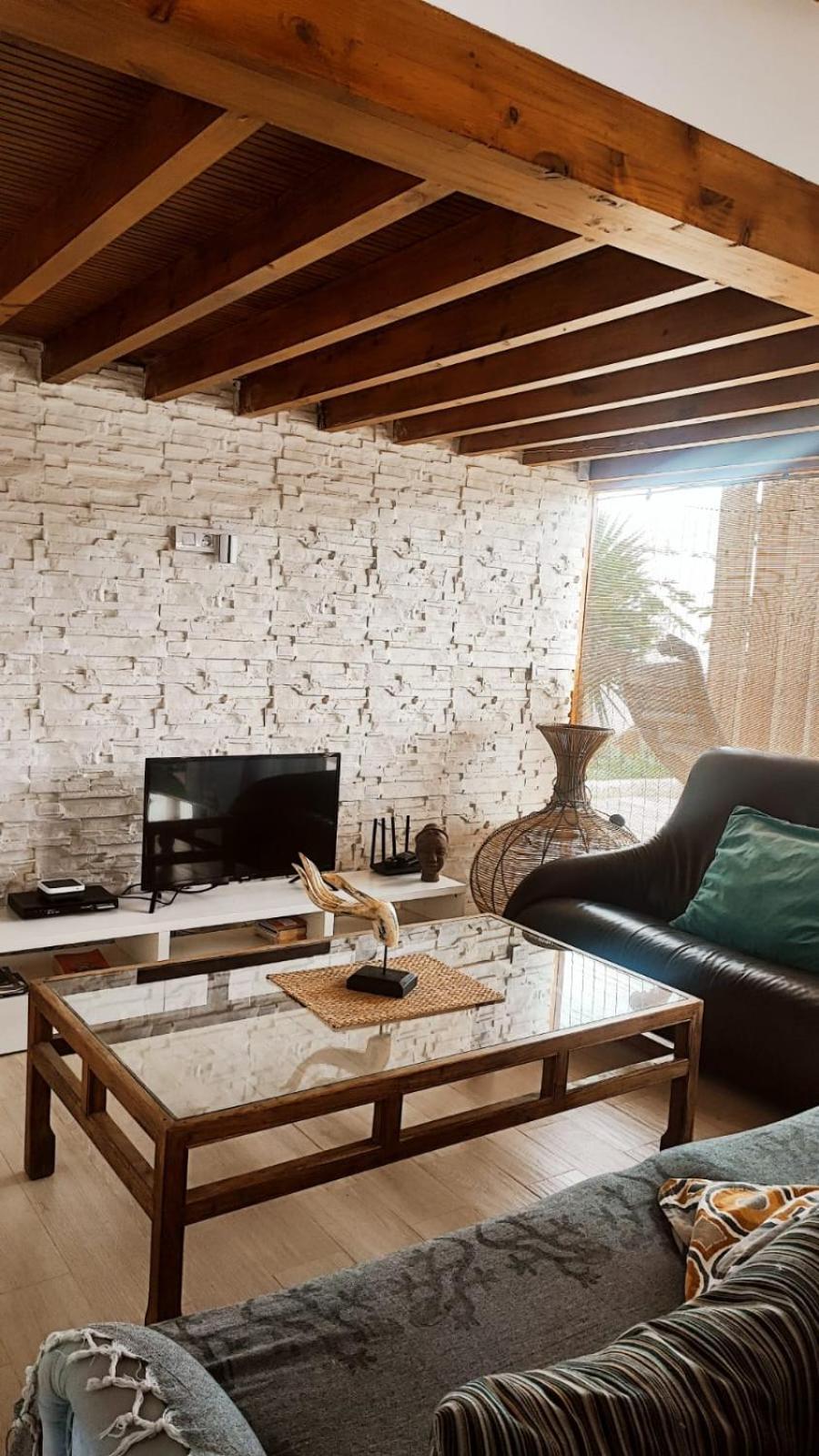 Beautiful Chalet With Wifi And Free Parking Arona  Kültér fotó